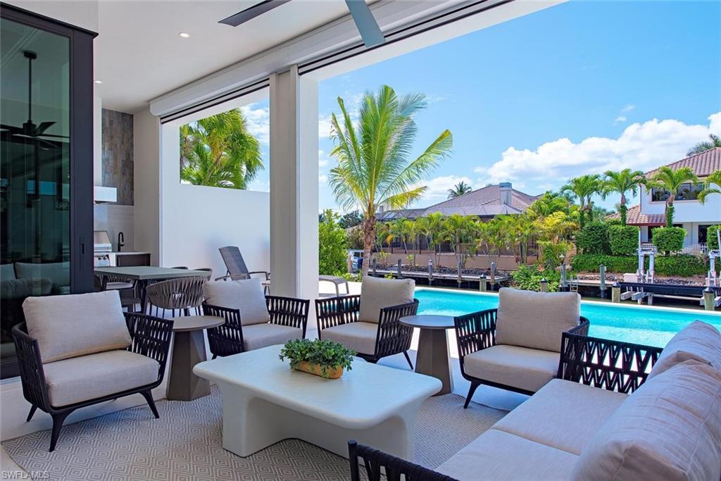 GOLDEN SHORES - Residential