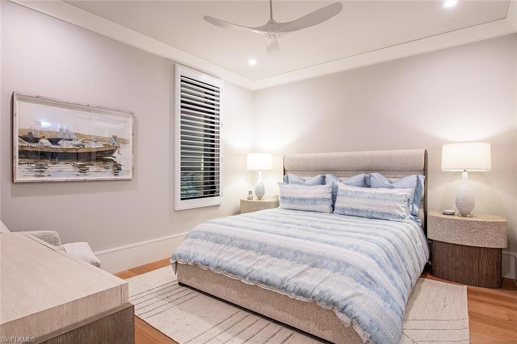 GOLDEN SHORES - Residential