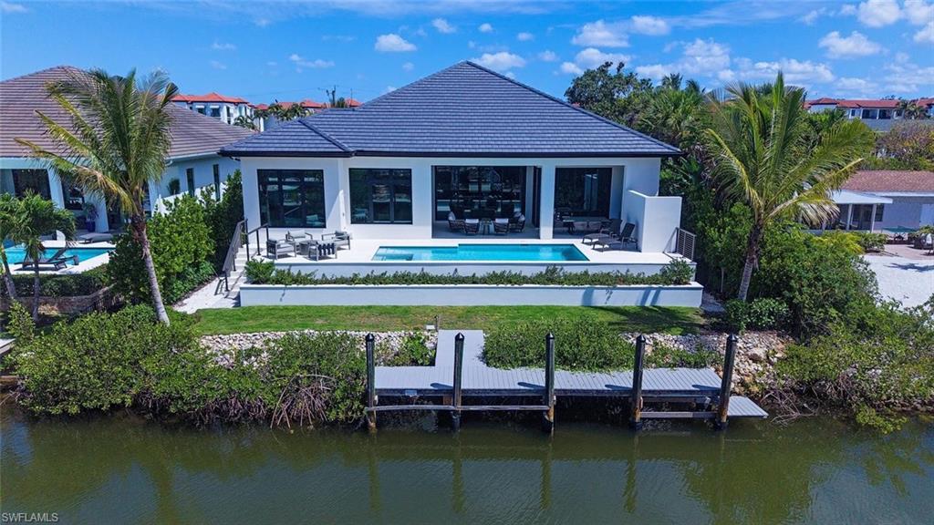 GOLDEN SHORES - Residential