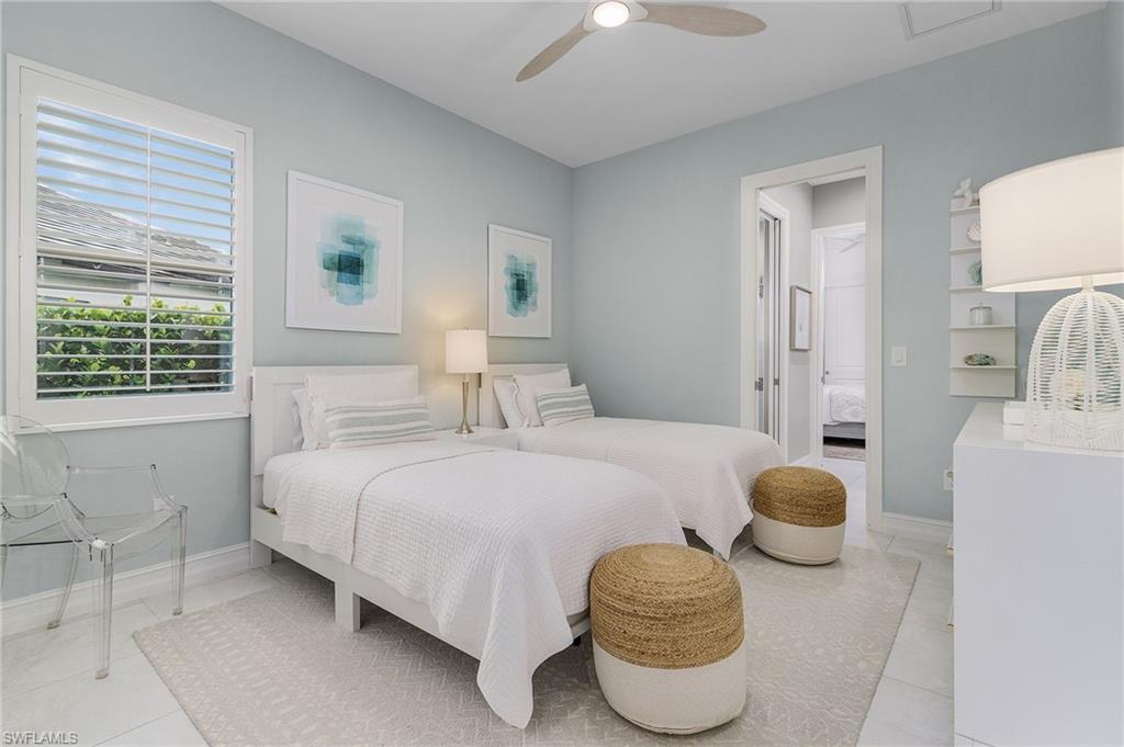 PARROT CAY - Residential