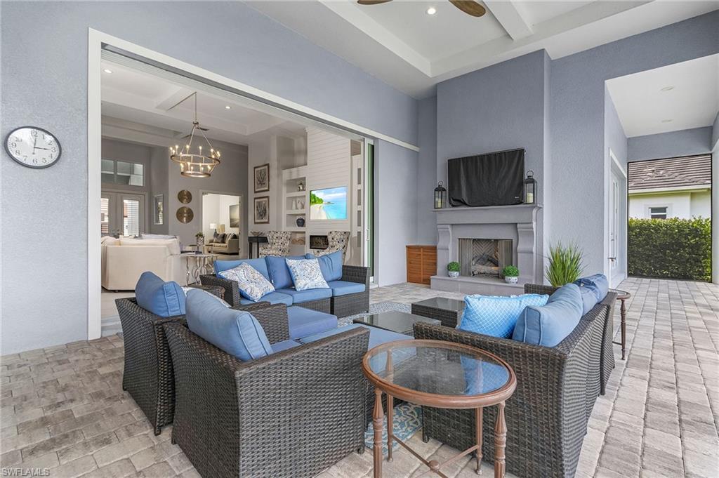 PARROT CAY - Residential