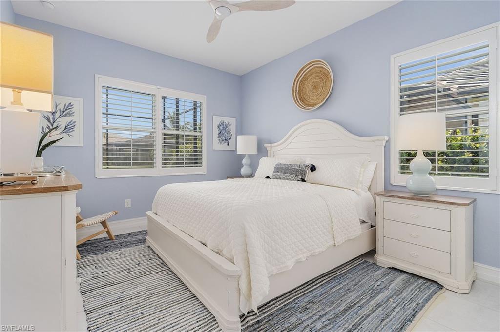 PARROT CAY - Residential
