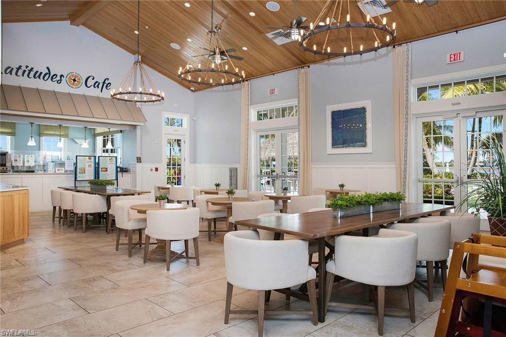 PARROT CAY - Residential