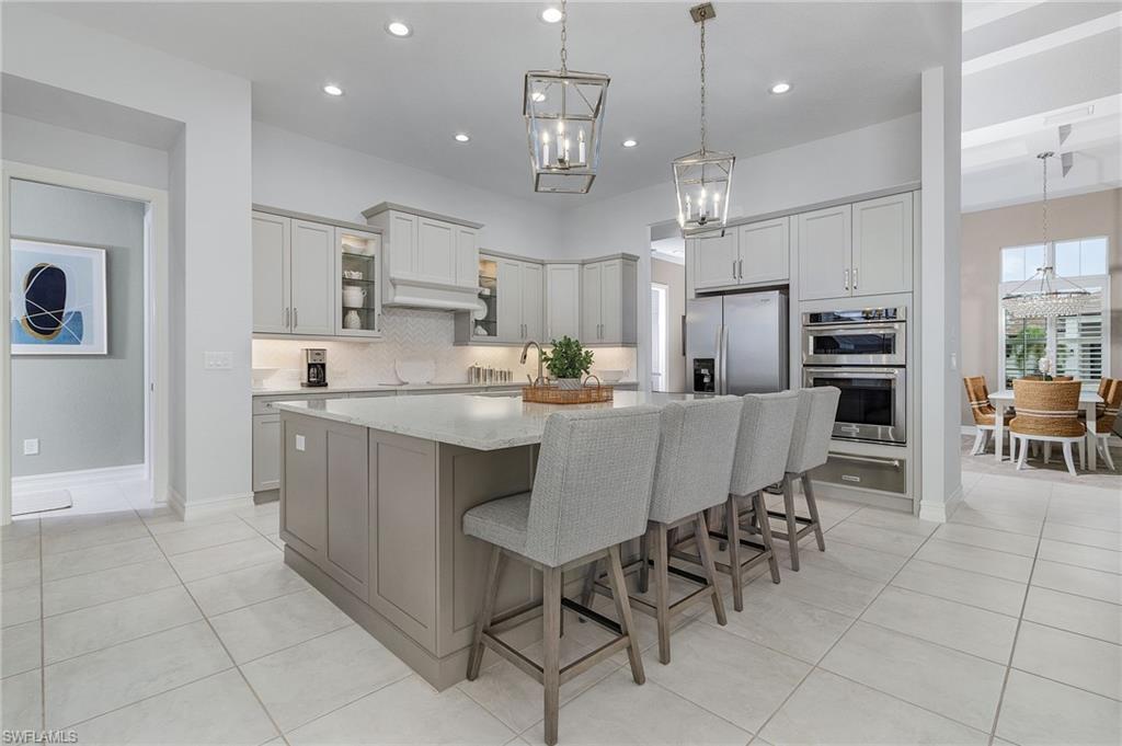 PARROT CAY - Residential