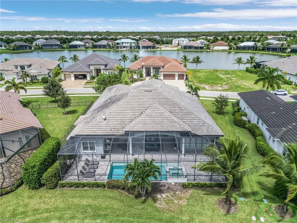 PARROT CAY - Residential