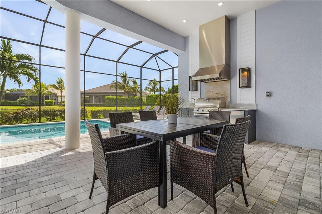 PARROT CAY - Residential