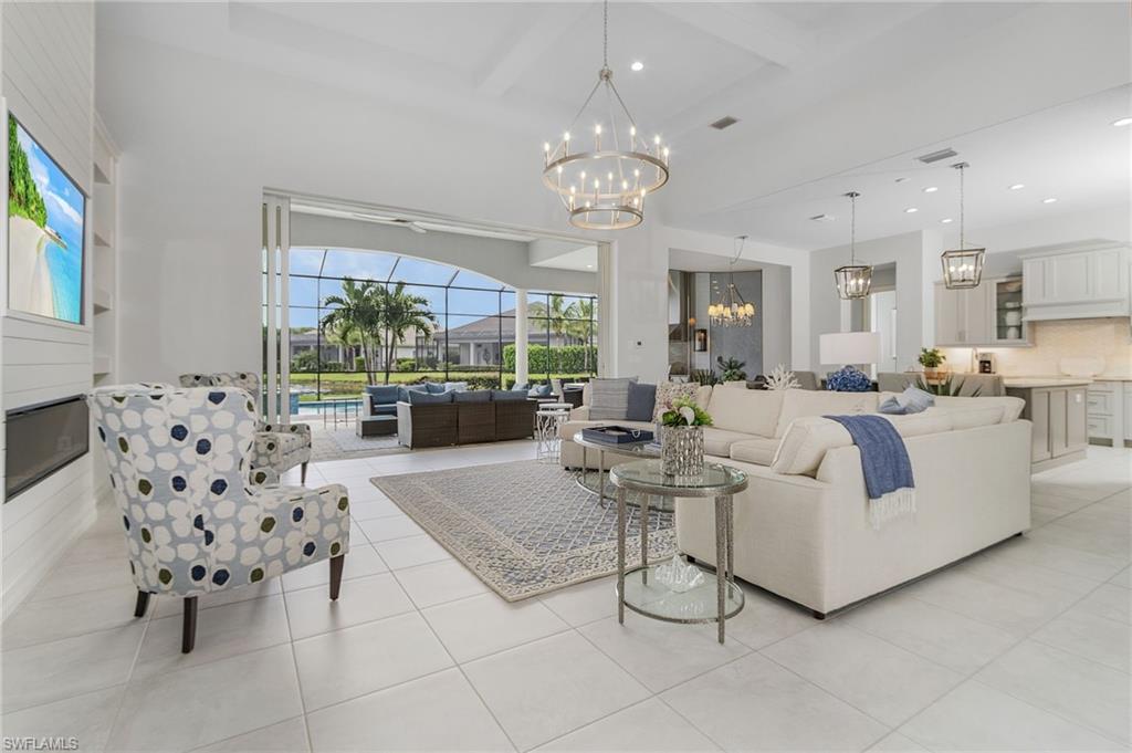 PARROT CAY - Residential