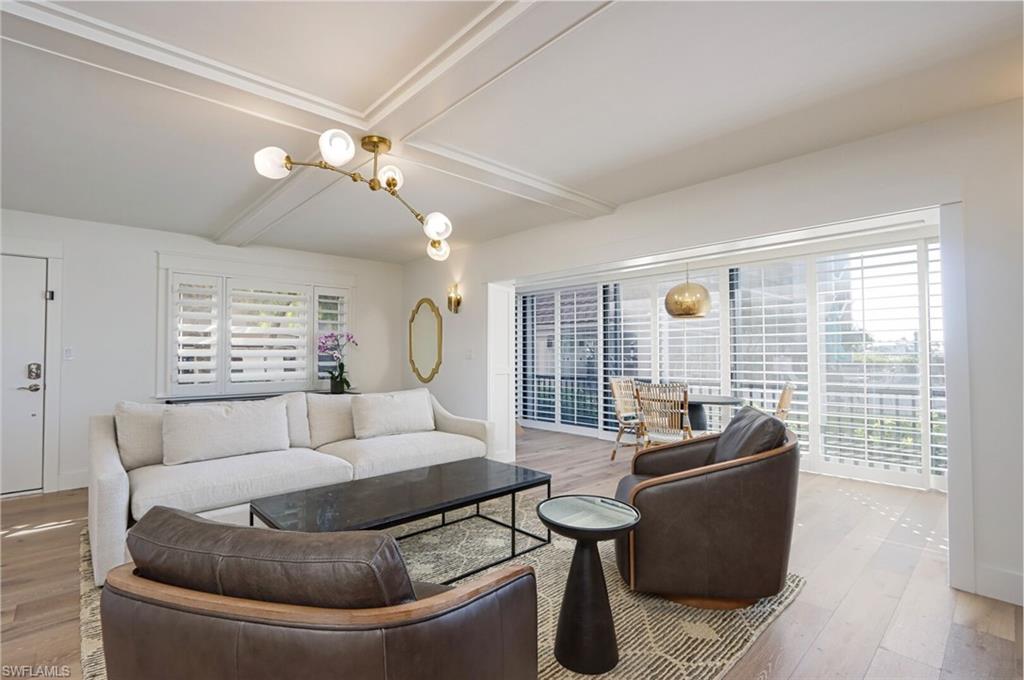 COMMODORE CLUB - Residential Lease