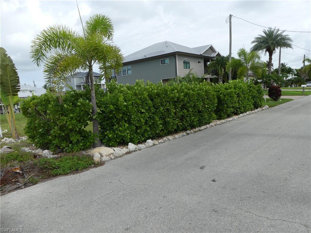 PINE ISLAND SHORES UNIT 5 - Land