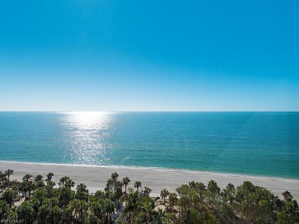 CARLYSLE AT BAY COLONY - Residential