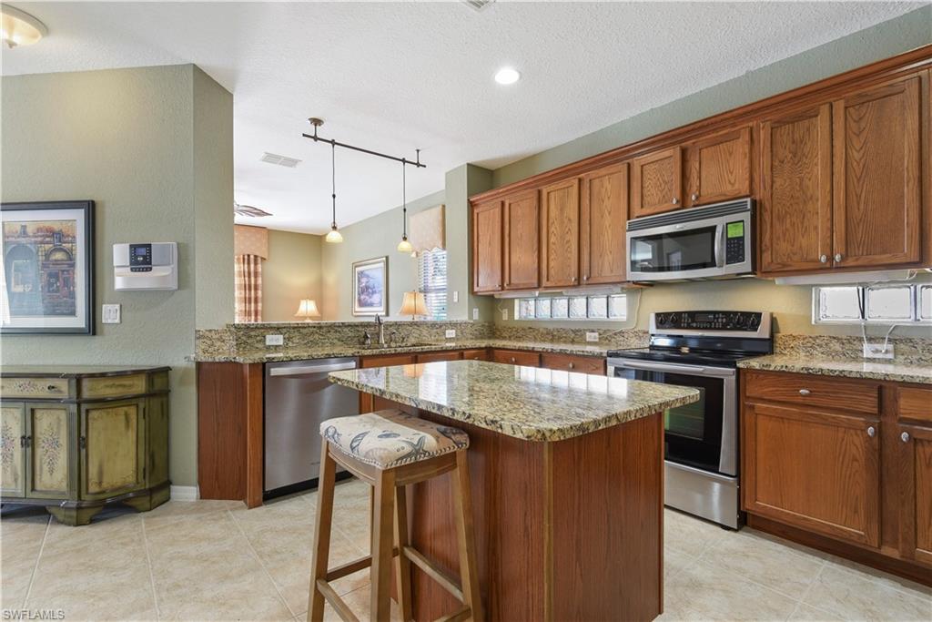 VALENCIA COUNTRY CLUB - Residential