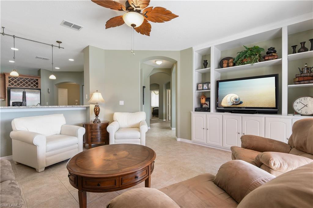 VALENCIA COUNTRY CLUB - Residential