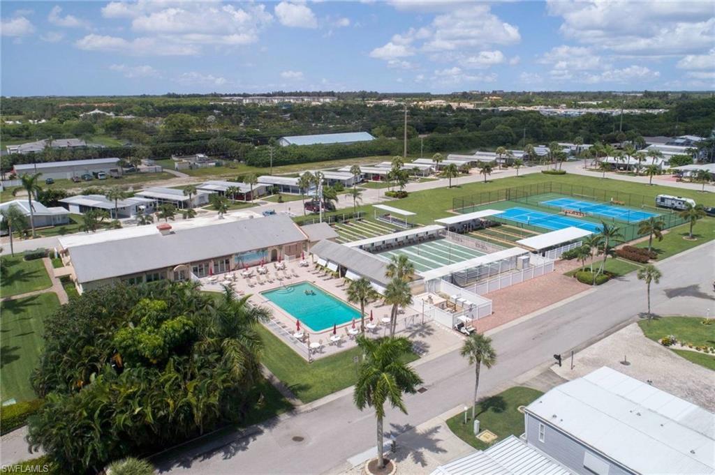 BAYSIDE ESTATES - Land