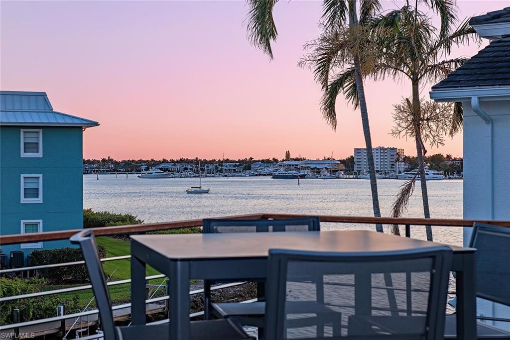 GOLDEN SHORES - Residential