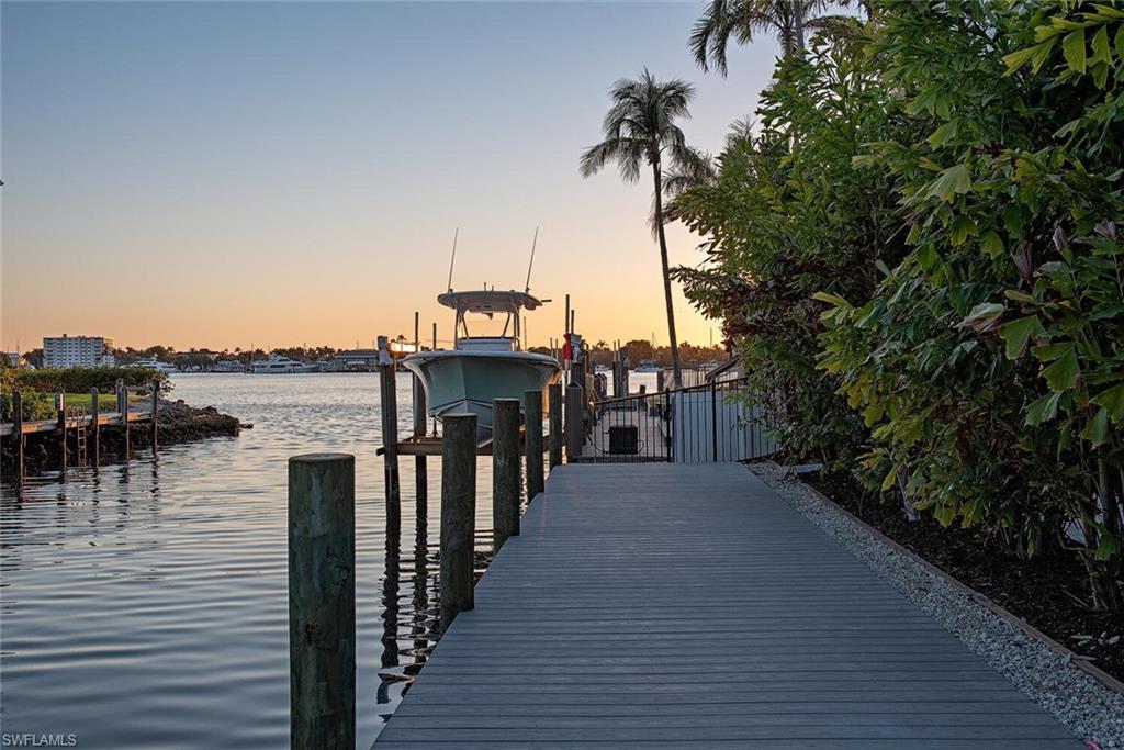 GOLDEN SHORES - Residential