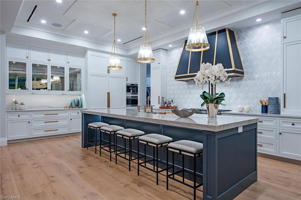 GOLDEN SHORES - Residential