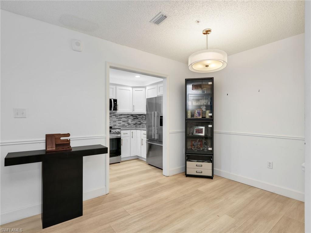 ARBOR TRACE - Residential