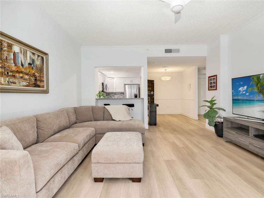 ARBOR TRACE - Residential