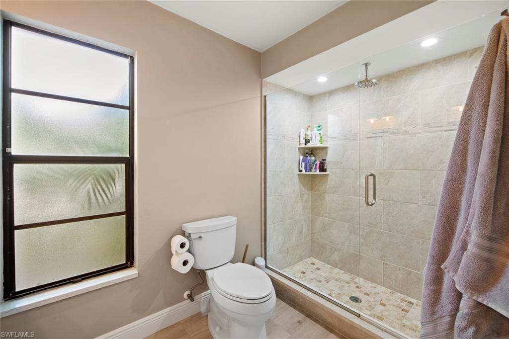WHISKEY CREEK - Residential