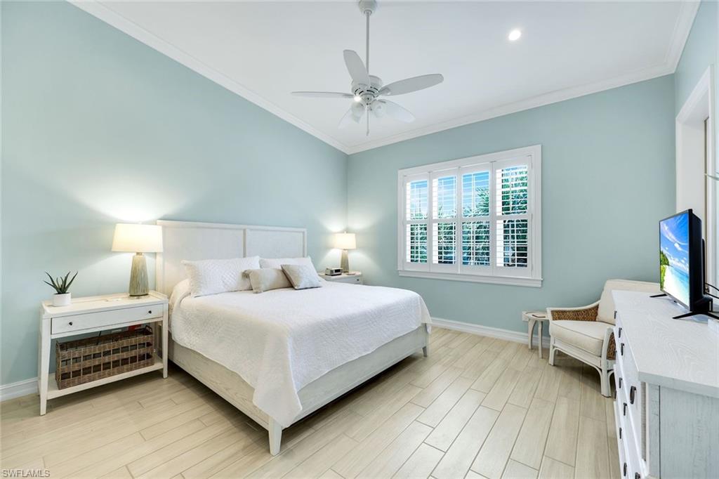 BREAKWATER - Residential Lease