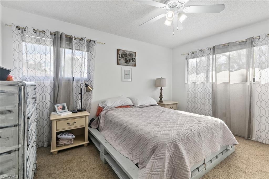 ROYAL WOODS - Residential