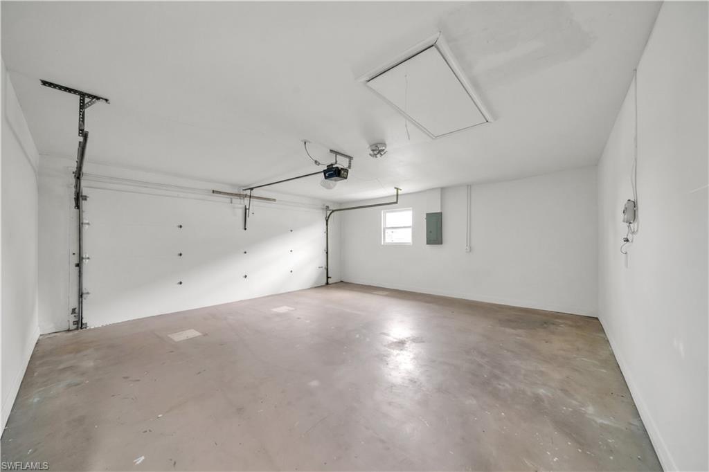 PEBBLE BEACH - Residential Lease