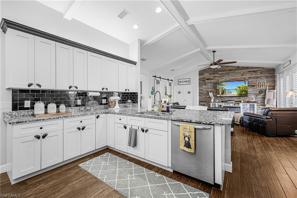 REMINGTON OAKS - Residential