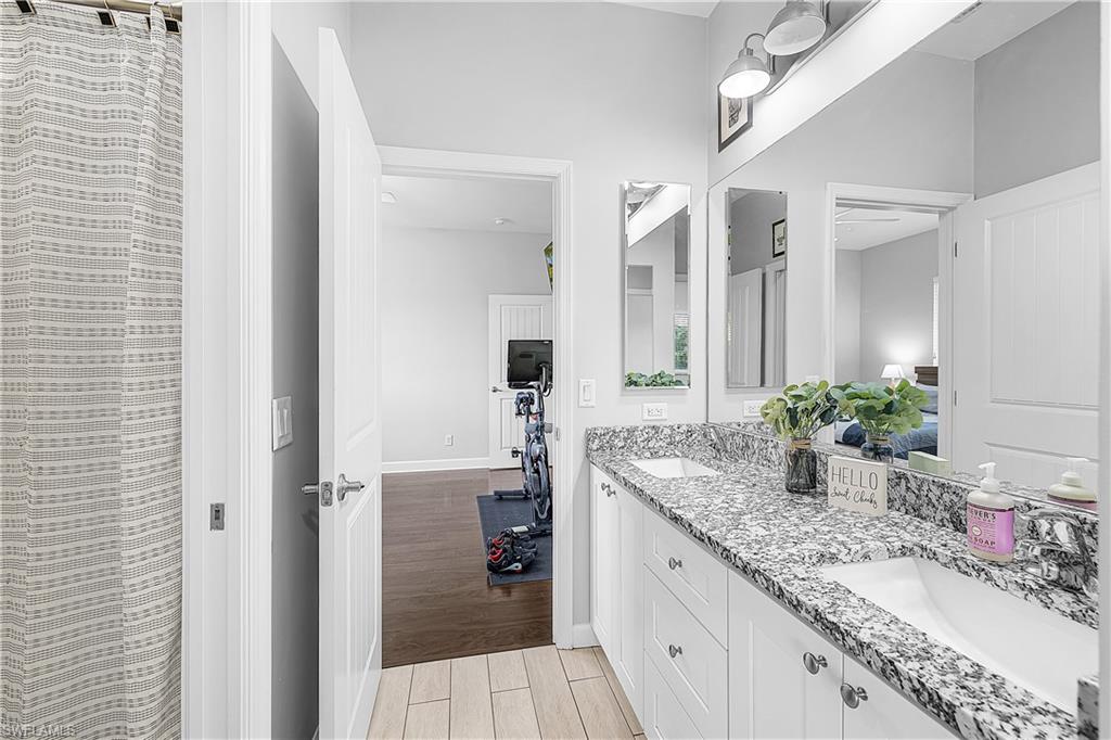 REMINGTON OAKS - Residential