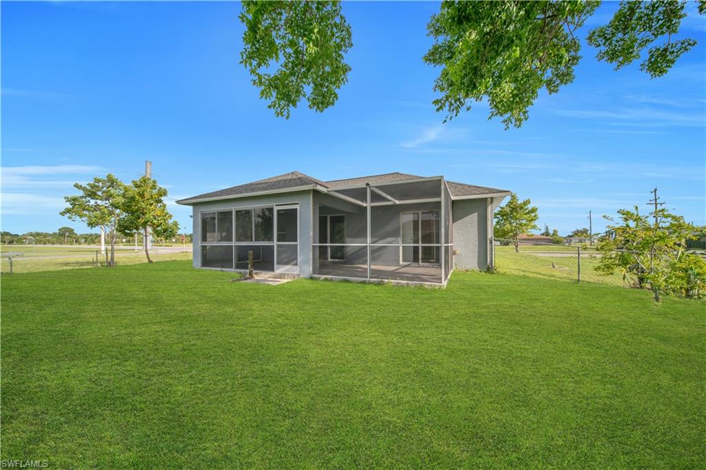 CAPE CORAL - Residential