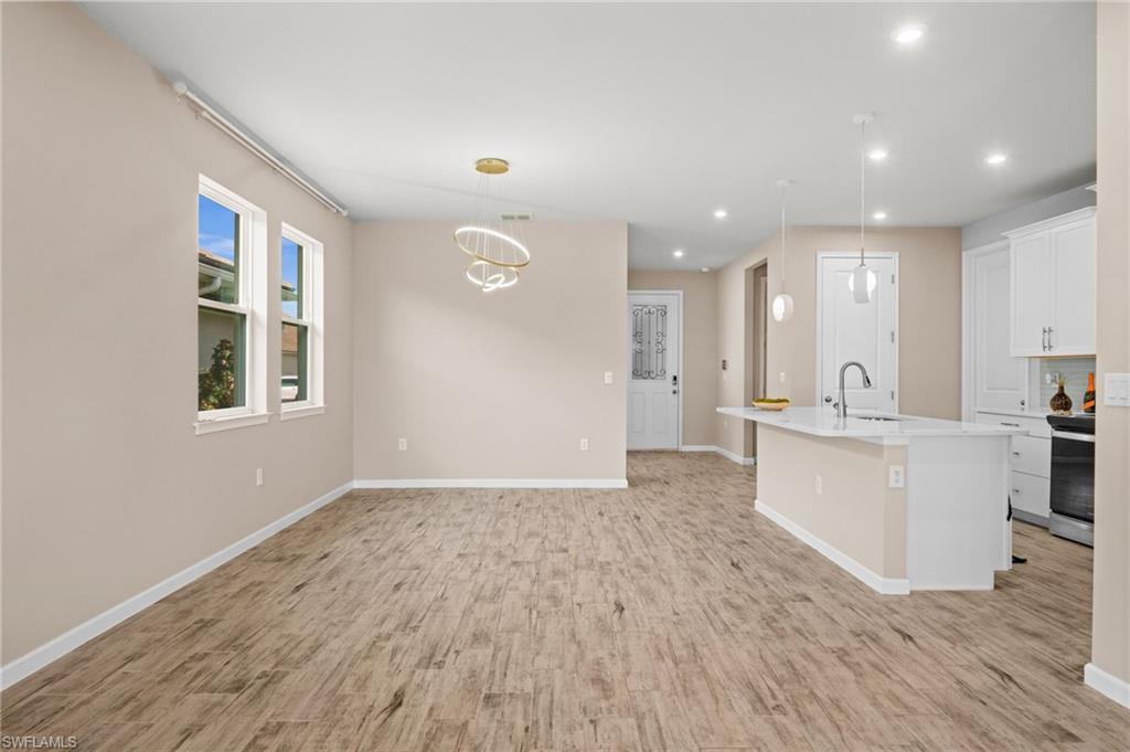 BONAVIE COVE - Residential Lease