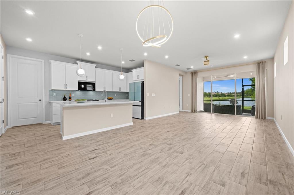 BONAVIE COVE - Residential Lease