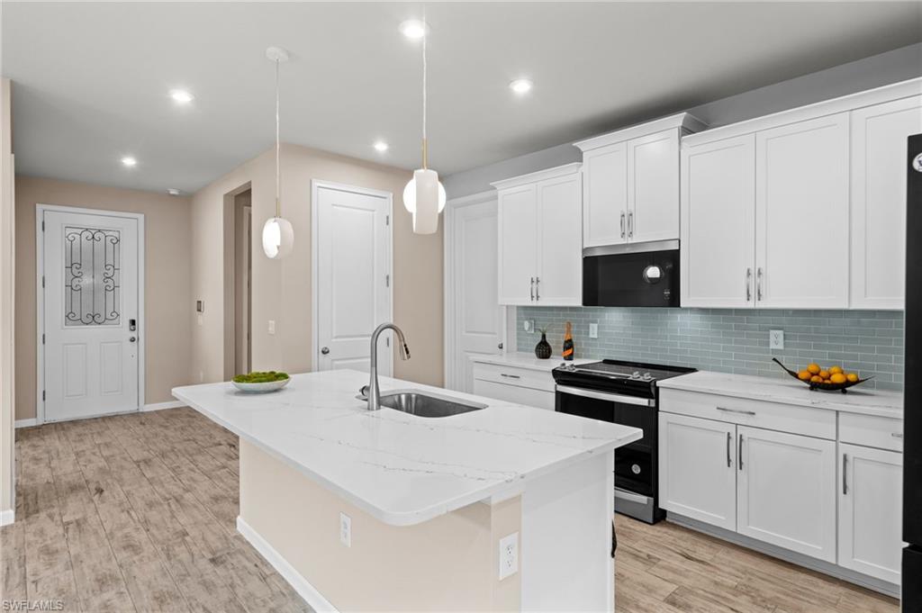 BONAVIE COVE - Residential Lease