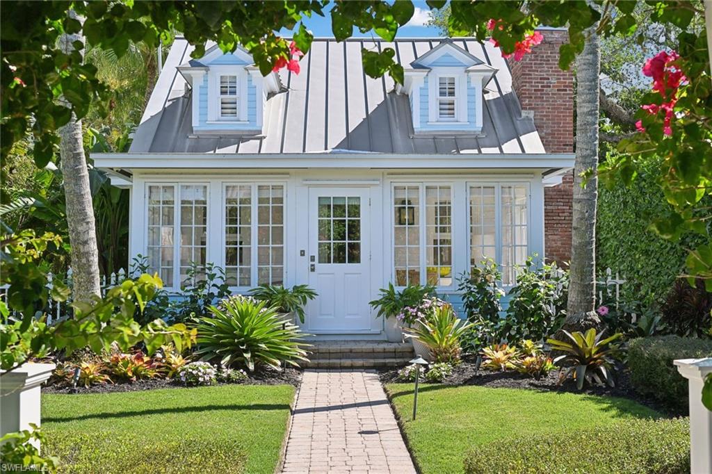 OLDE NAPLES - Residential