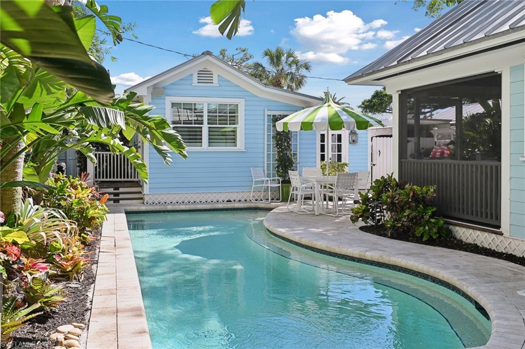 OLDE NAPLES - Residential