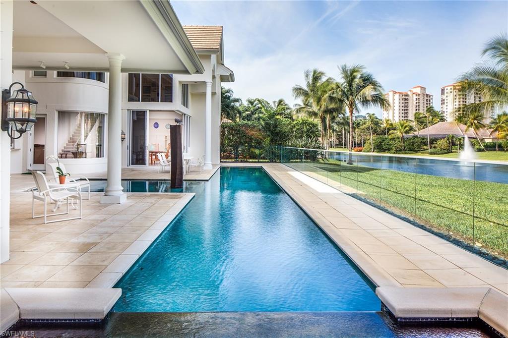 BAY COLONY SHORES - Residential