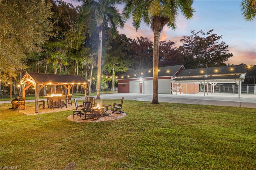 COLLIER WOODS - Residential