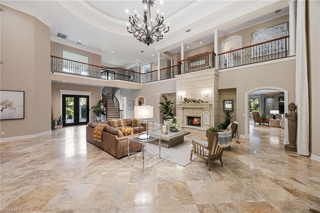 COLLIER WOODS - Residential