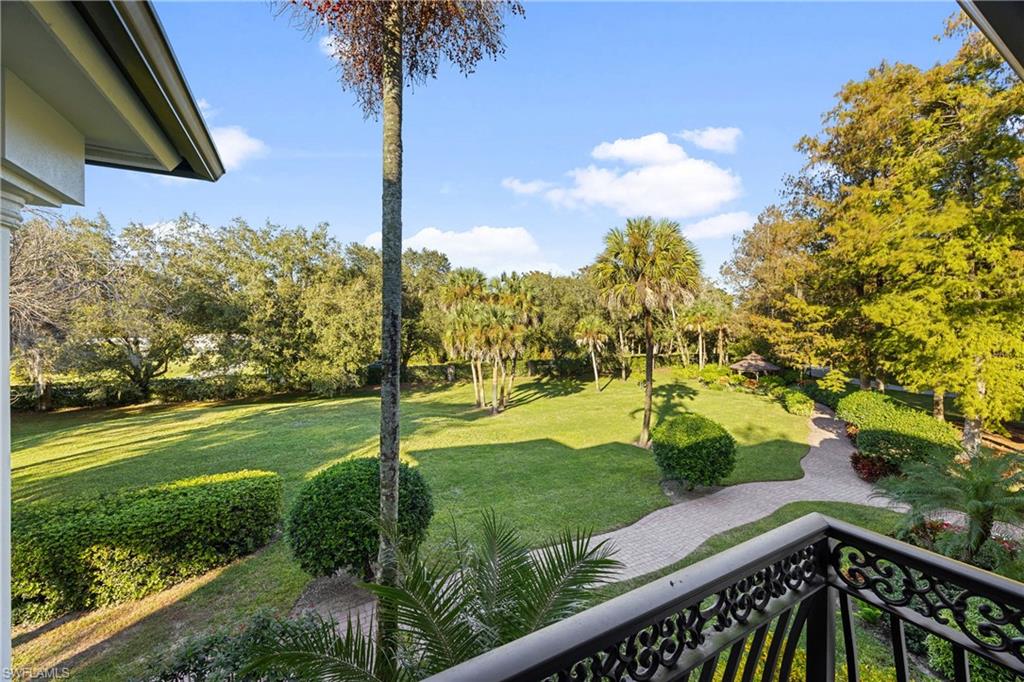 COLLIER WOODS - Residential