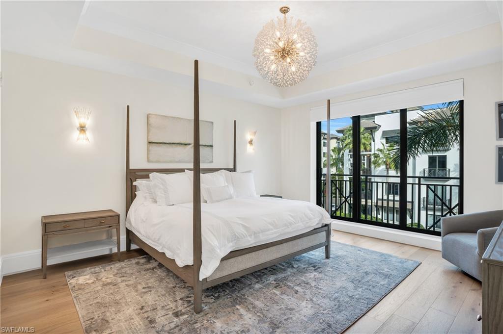 QUATTRO AT NAPLES SQUARE - Residential