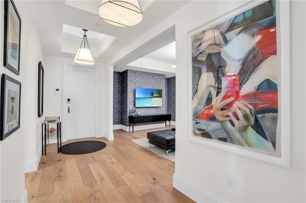 QUATTRO AT NAPLES SQUARE - Residential