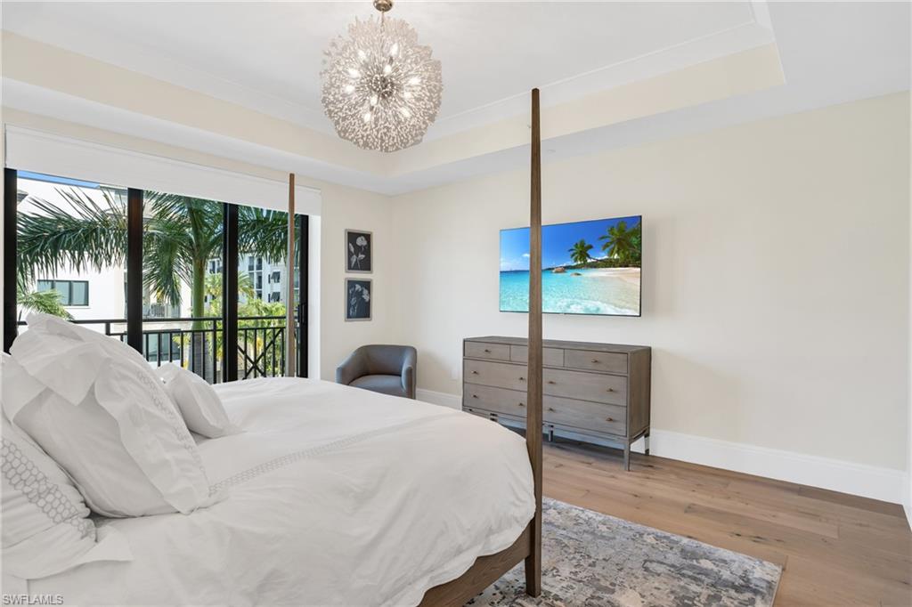QUATTRO AT NAPLES SQUARE - Residential