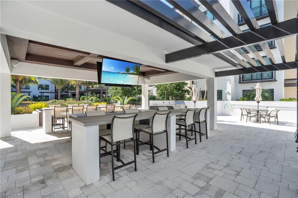 QUATTRO AT NAPLES SQUARE - Residential
