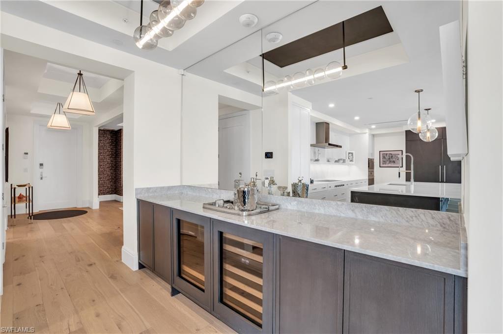 QUATTRO AT NAPLES SQUARE - Residential