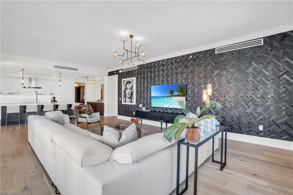 QUATTRO AT NAPLES SQUARE - Residential