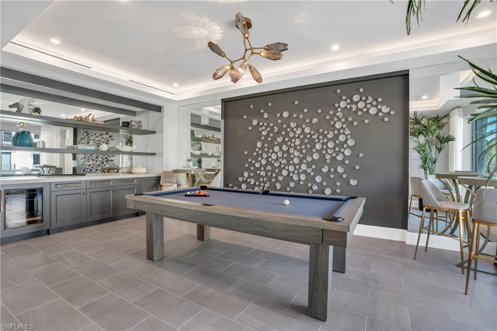 QUATTRO AT NAPLES SQUARE - Residential