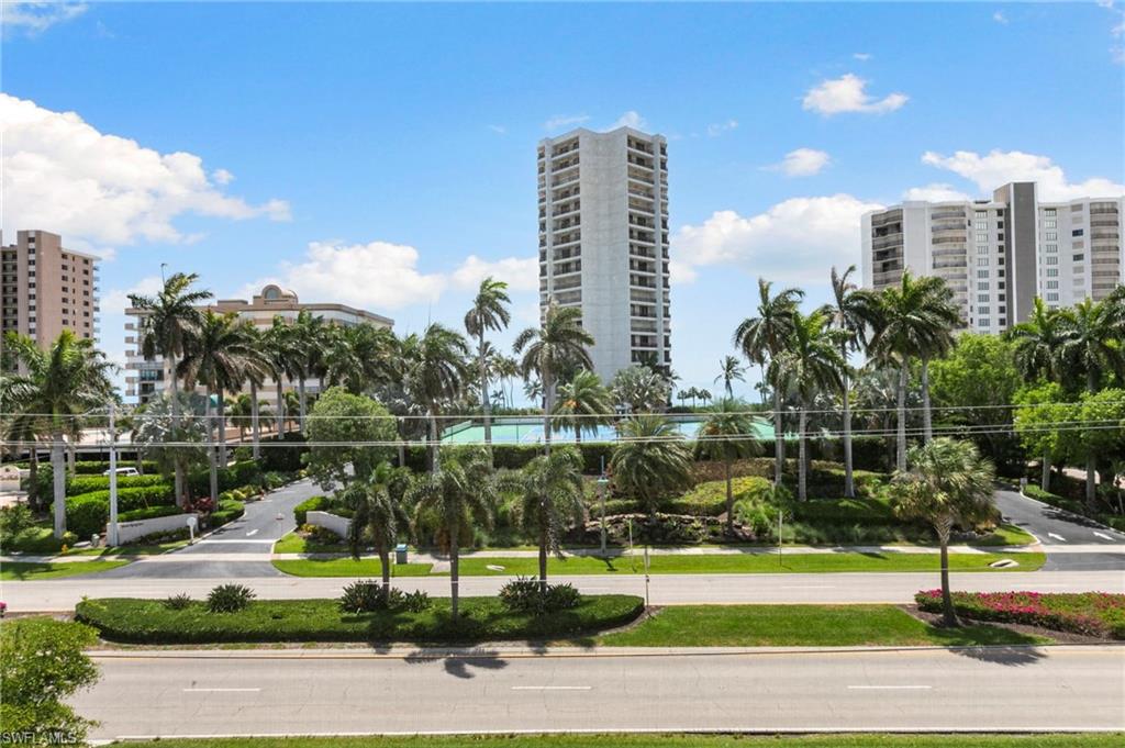 ESSEX OF MARCO ISLAND - Residential