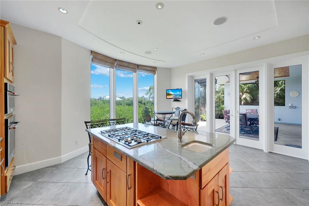 HIDEAWAY BEACH - Residential