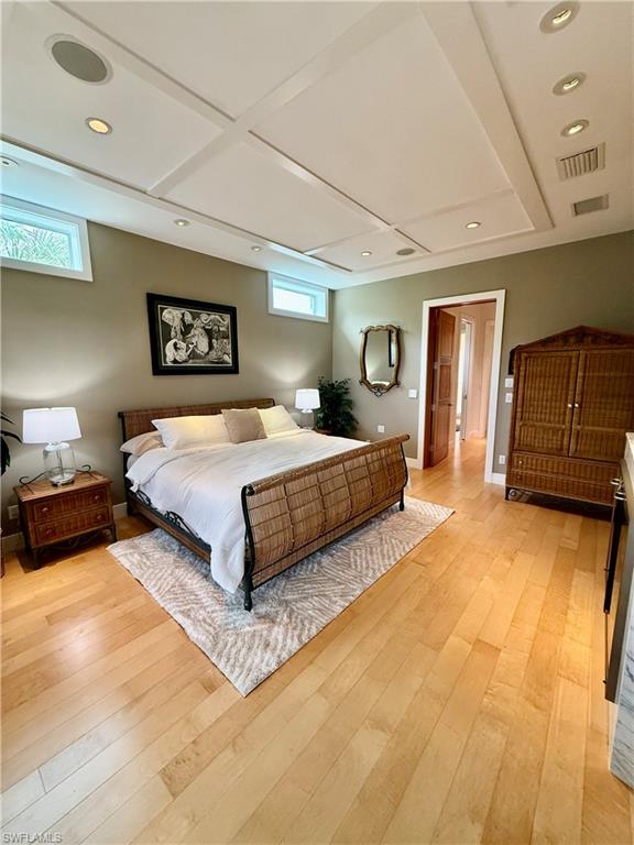 HIDEAWAY BEACH - Residential