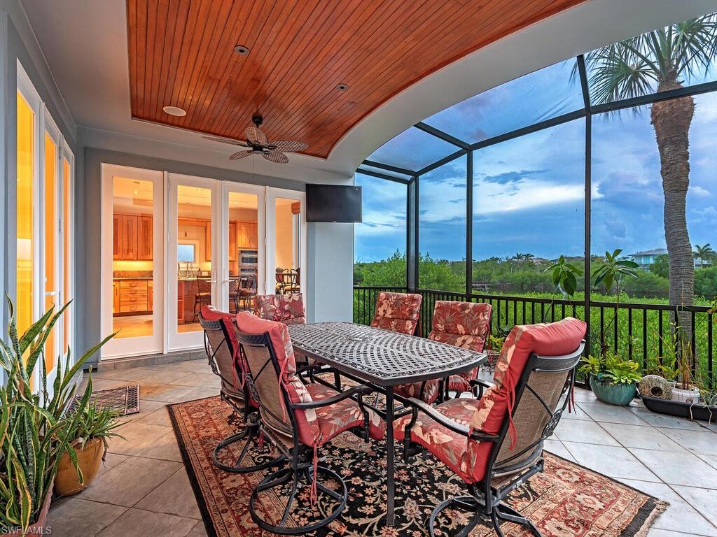 HIDEAWAY BEACH - Residential