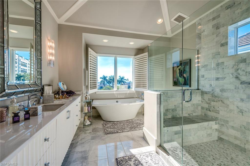 NAPLES CASAMORE - Residential